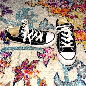 Black Converse Size 6 - Used
